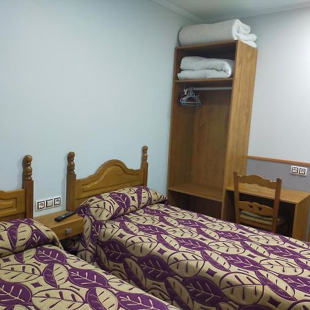Hostal Banderas Fuensanta de Martos Екстериор снимка