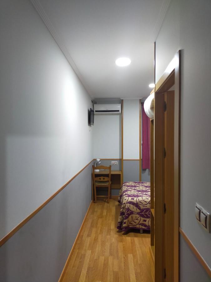 Hostal Banderas Fuensanta de Martos Екстериор снимка