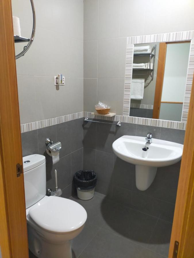 Hostal Banderas Fuensanta de Martos Екстериор снимка