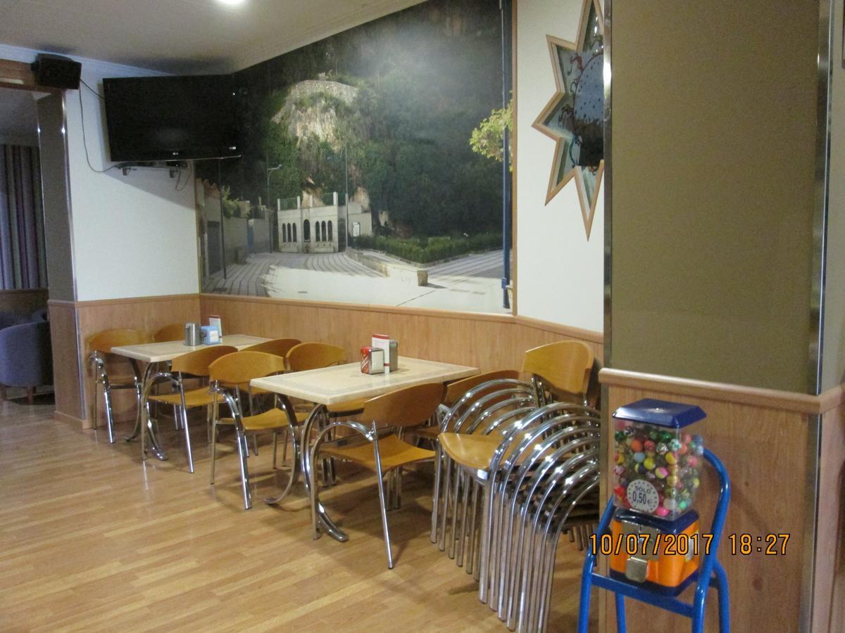 Hostal Banderas Fuensanta de Martos Екстериор снимка