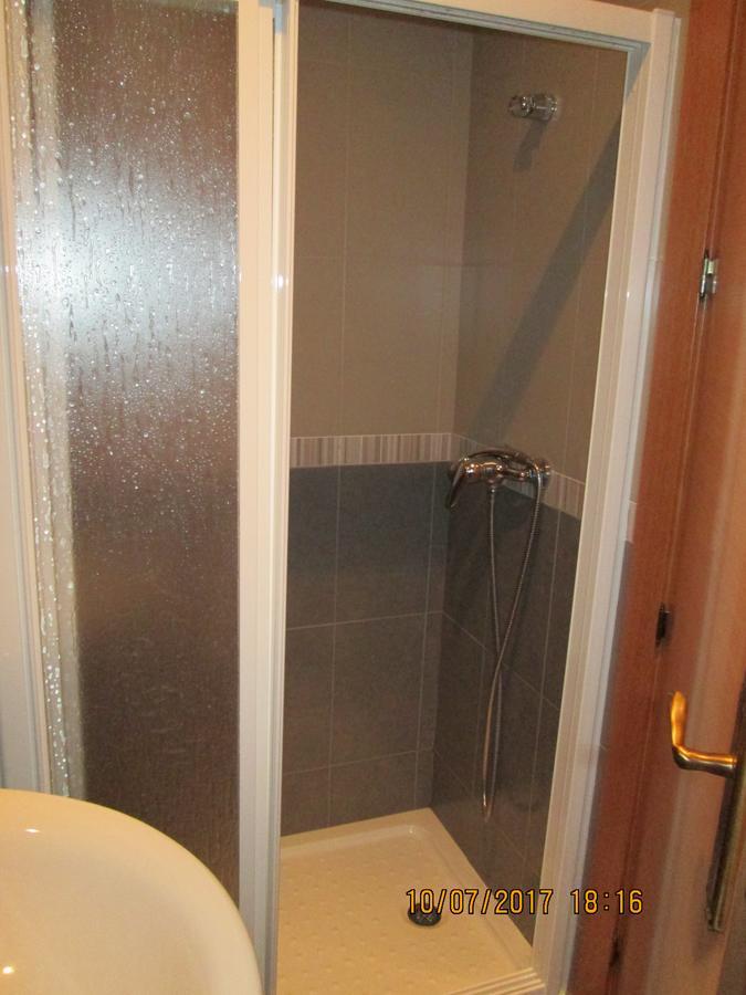 Hostal Banderas Fuensanta de Martos Екстериор снимка