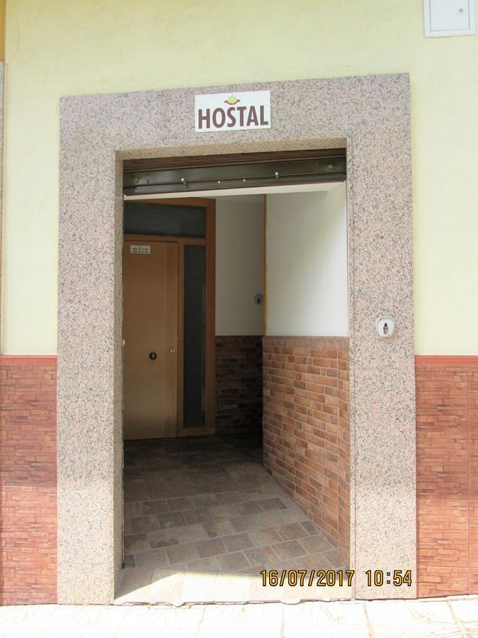Hostal Banderas Fuensanta de Martos Екстериор снимка